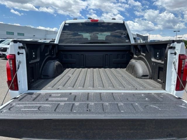 New 2026 Oxford White Ford XL image 17