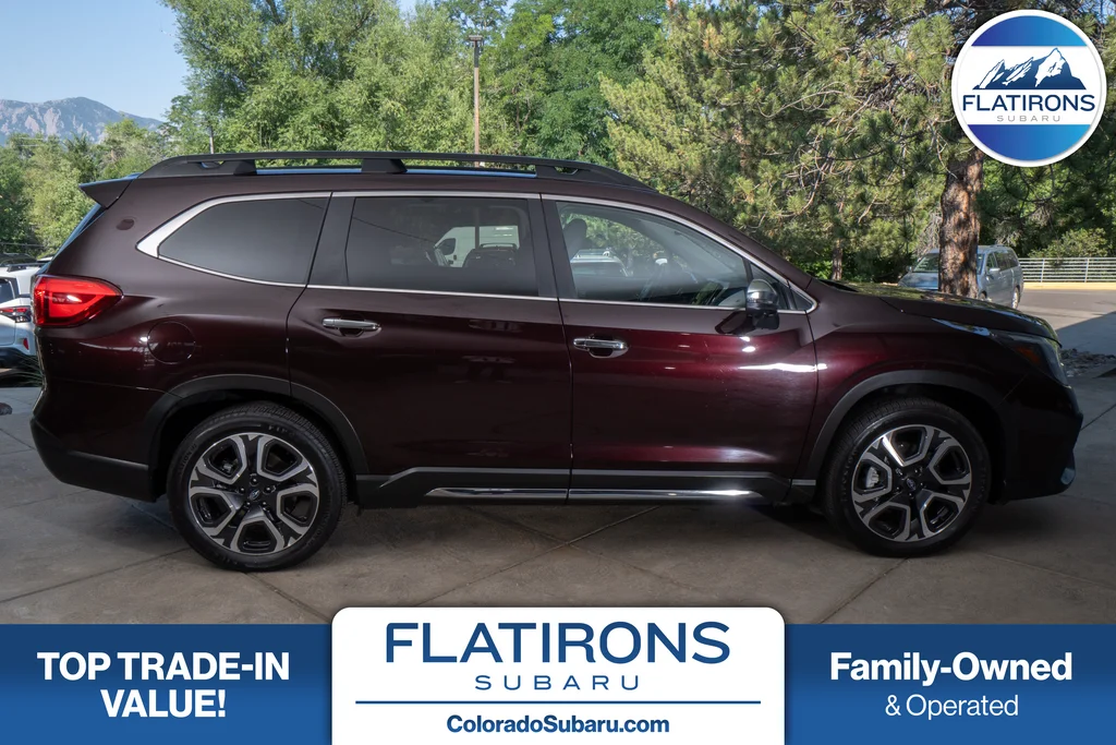 2023 Subaru Ascent Touring's photo