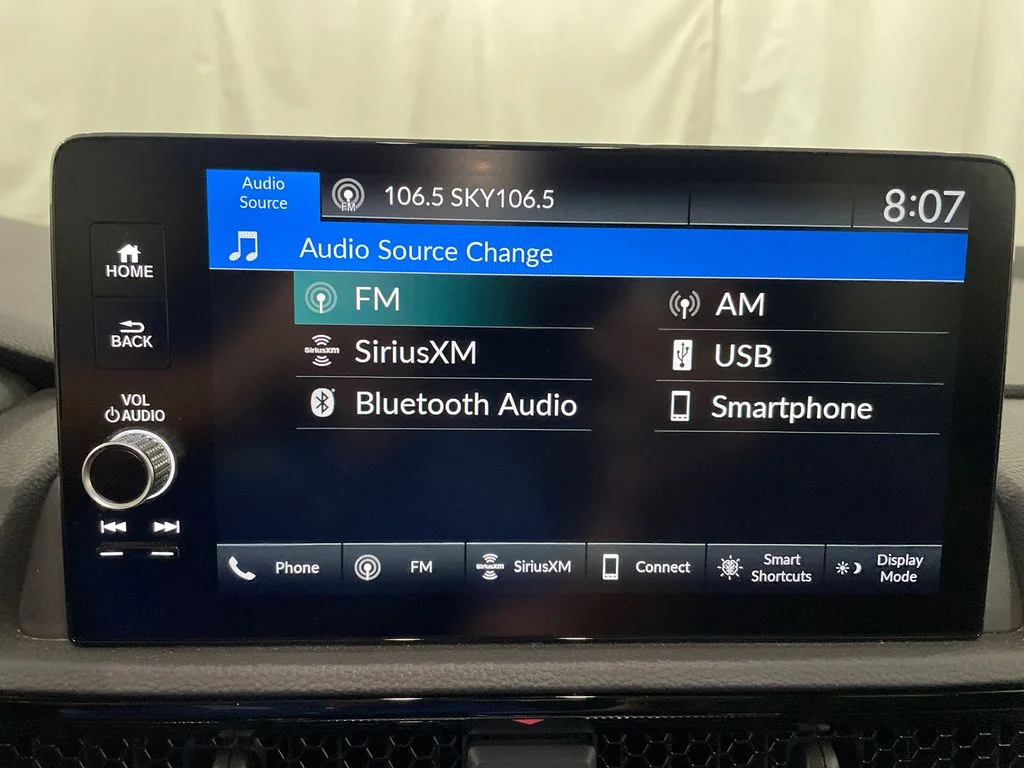 Used 2024  Honda EX-L image 18