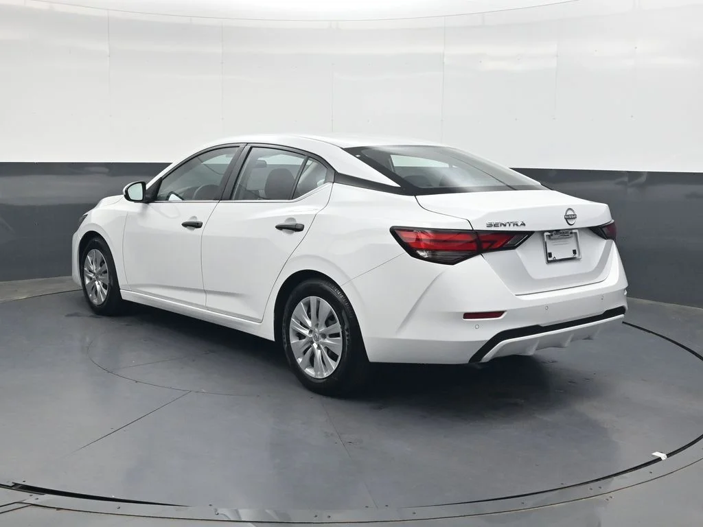 2025 Nissan Sentra S - Photo 6