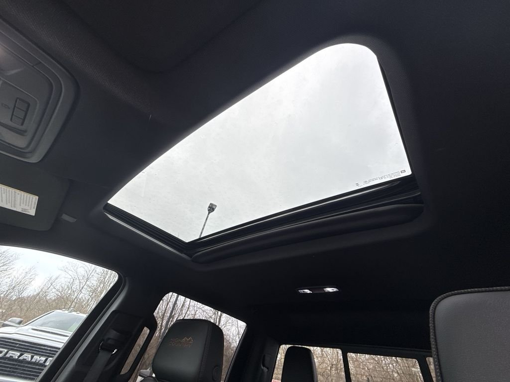 Used 2025 Gray Chevrolet High Country image 21