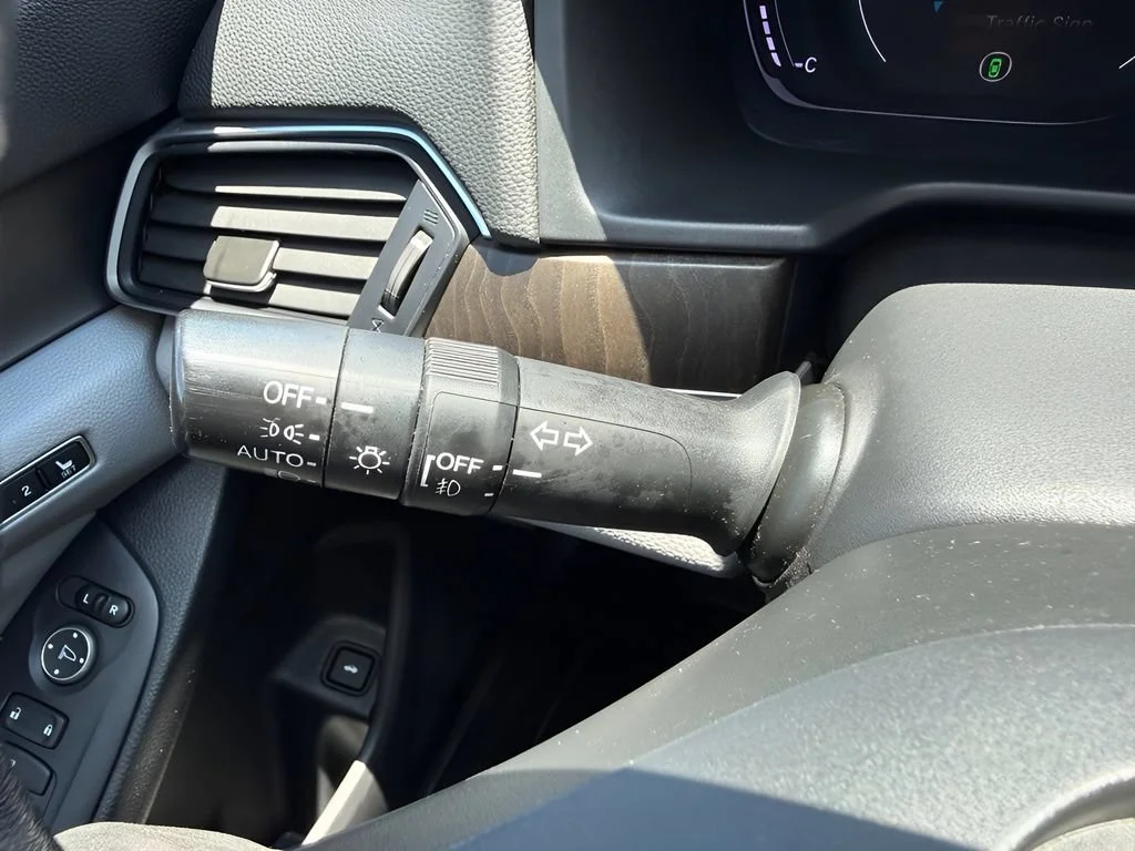 Used 2020  Honda EX-L image 22