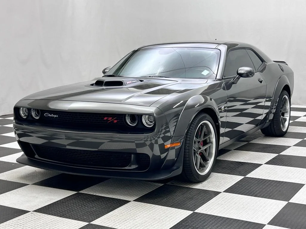 Used 2022 Gray Dodge R/T Scat Pack Widebody image 4