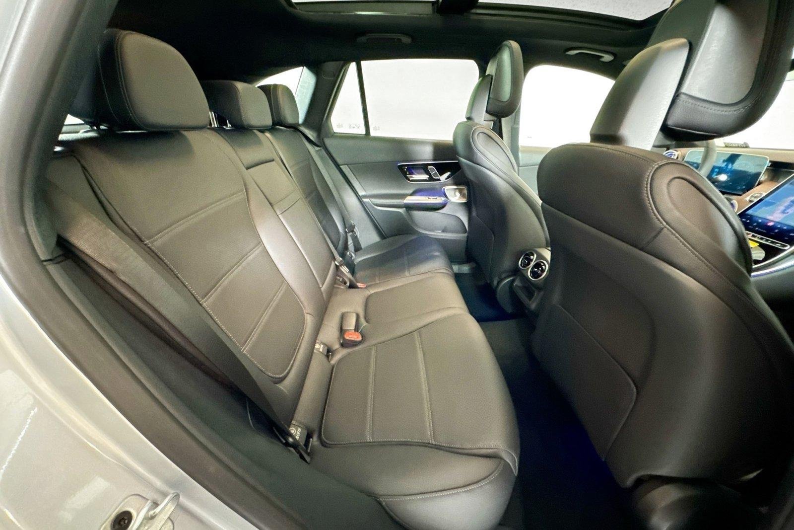 New 2026 Cirrus Silver Metallic Mercedes-Benz GLC 300 image 25