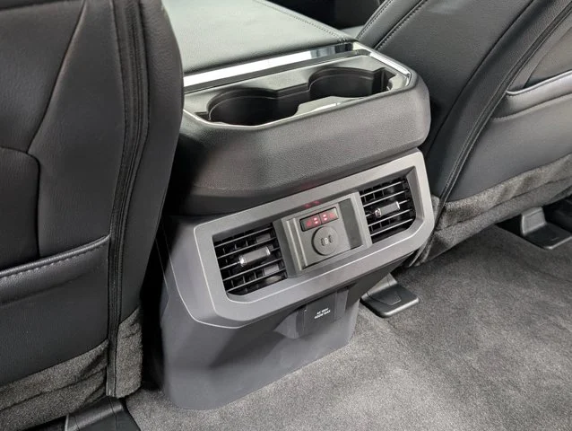 New 2026 Star White Metallic Tri-Coat Ford F-250® Lariat® image 62