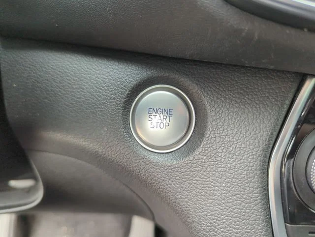 Used 2019 Black Hyundai SEL Plus image 39