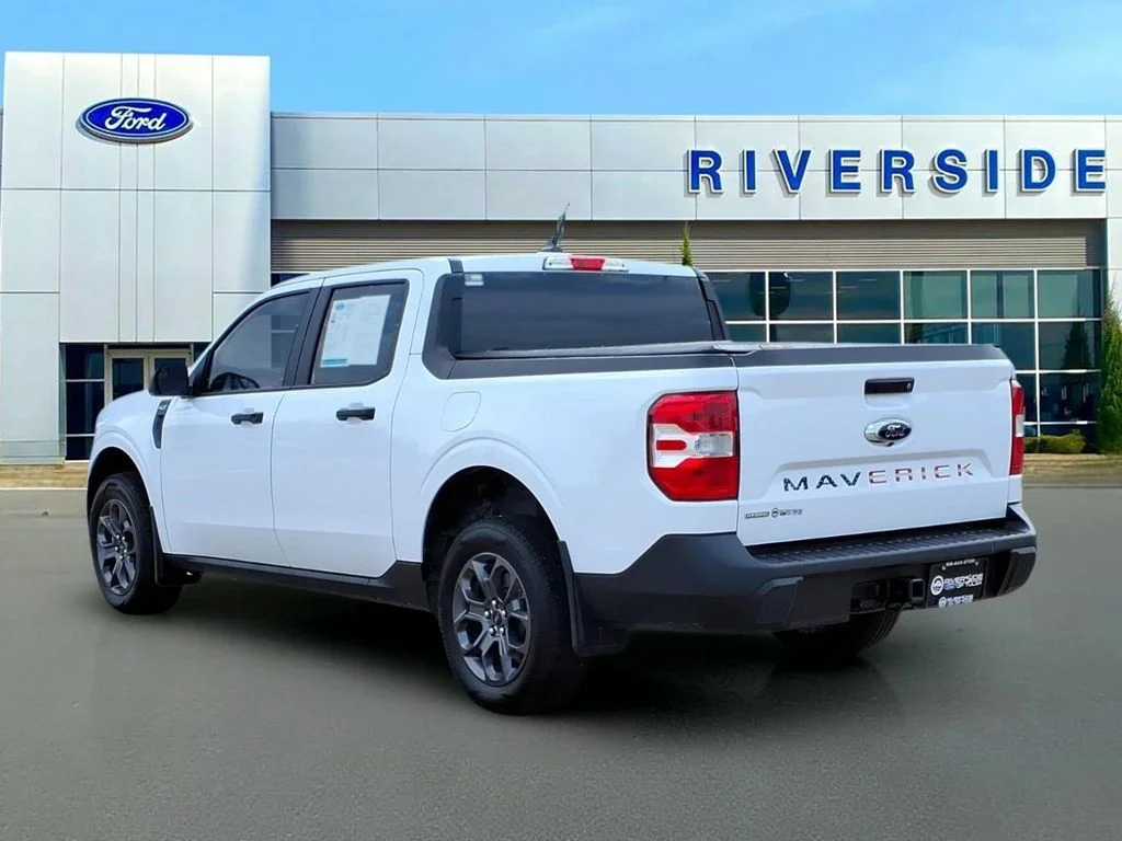 Used 2024 White Ford XLT image 5