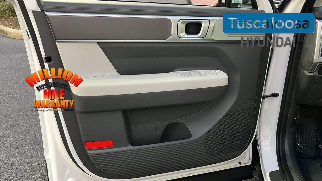 New 2026 White Hyundai SE image 11