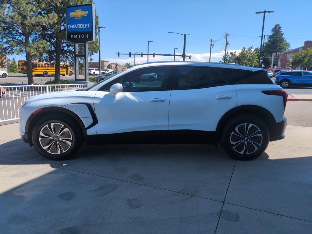 Used 2024 Chevrolet Blazer EV LT with VIN 3GNKDBRJ4RS252903 for sale in Lakewood, CO