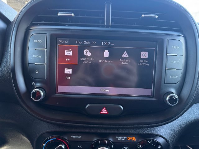 Used 2022 Red Kia LX image 19