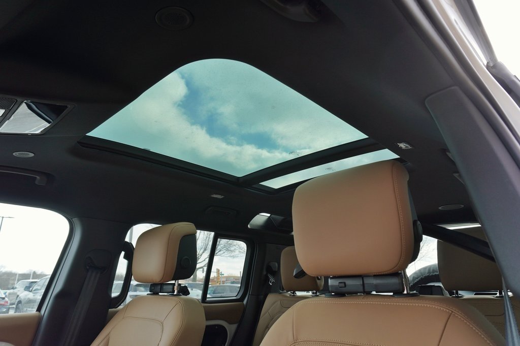 2026 LAND ROVER DEFENDER - Image 15