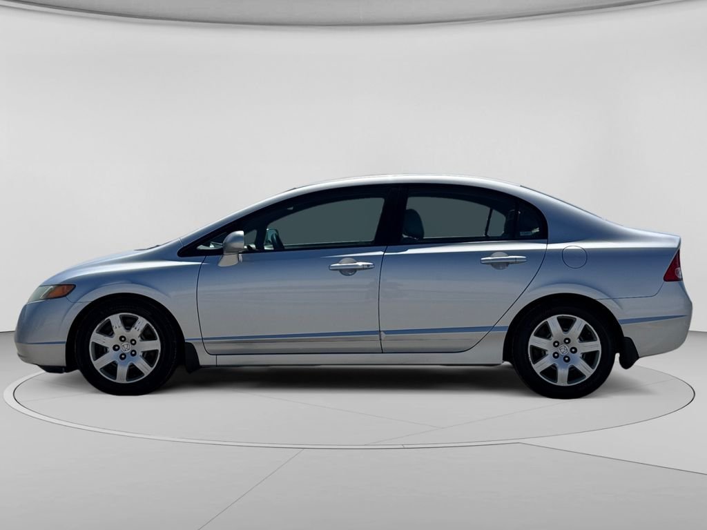 Used 2007 Alabaster Silver Metallic Honda LX image 7