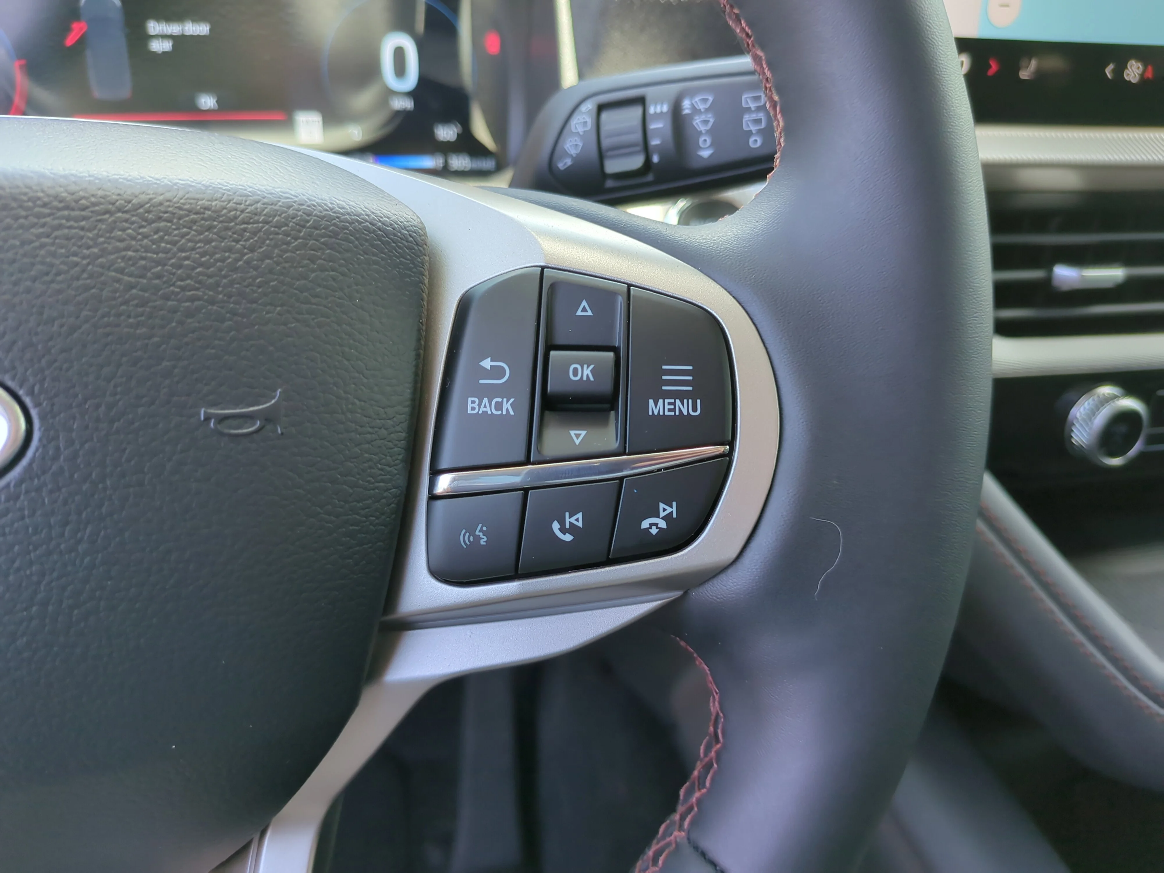 New 2026 Carbonized Gray Metallic Ford Active image 27