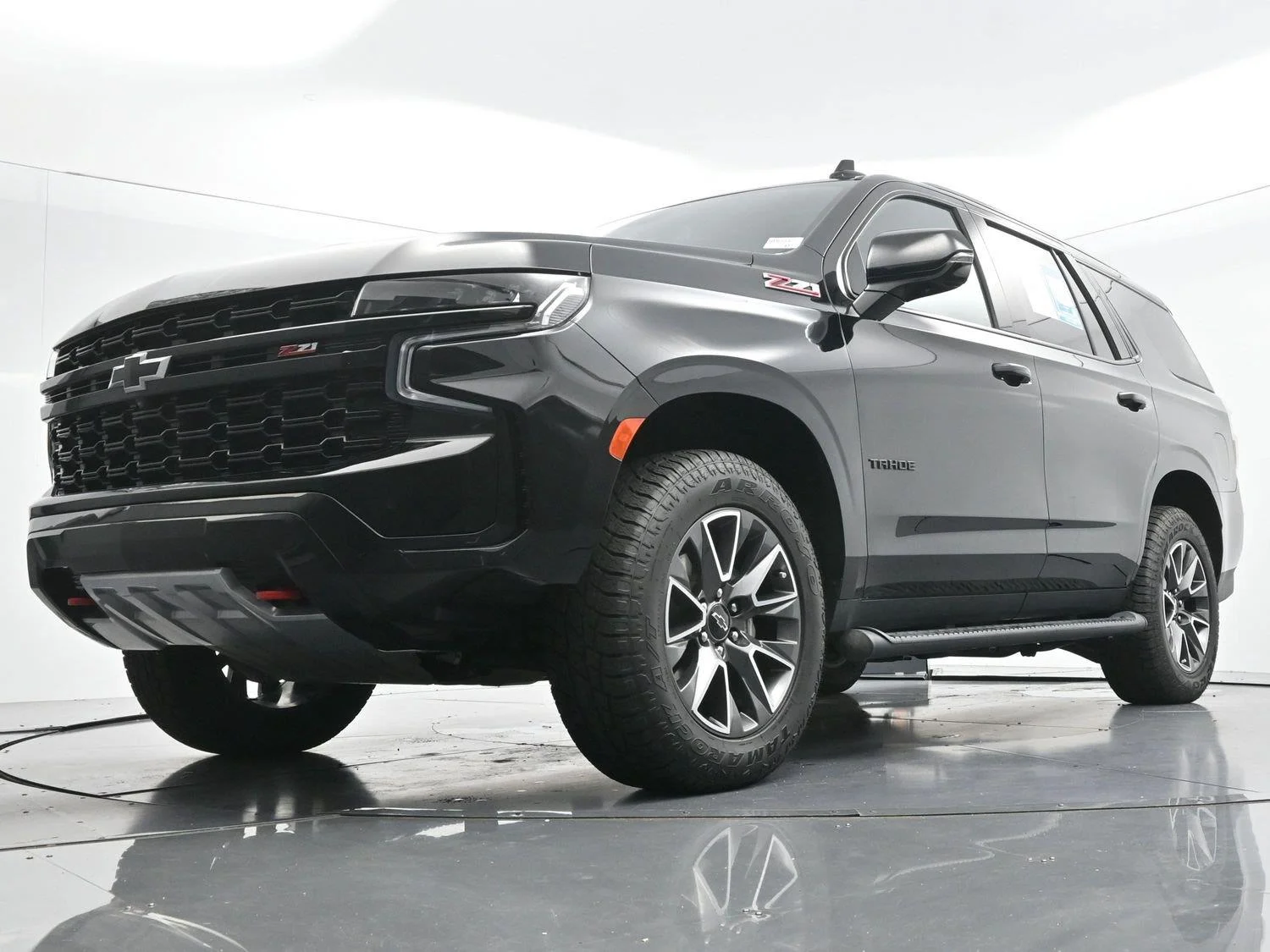 Used 2024 Black Chevrolet Z71 image 54