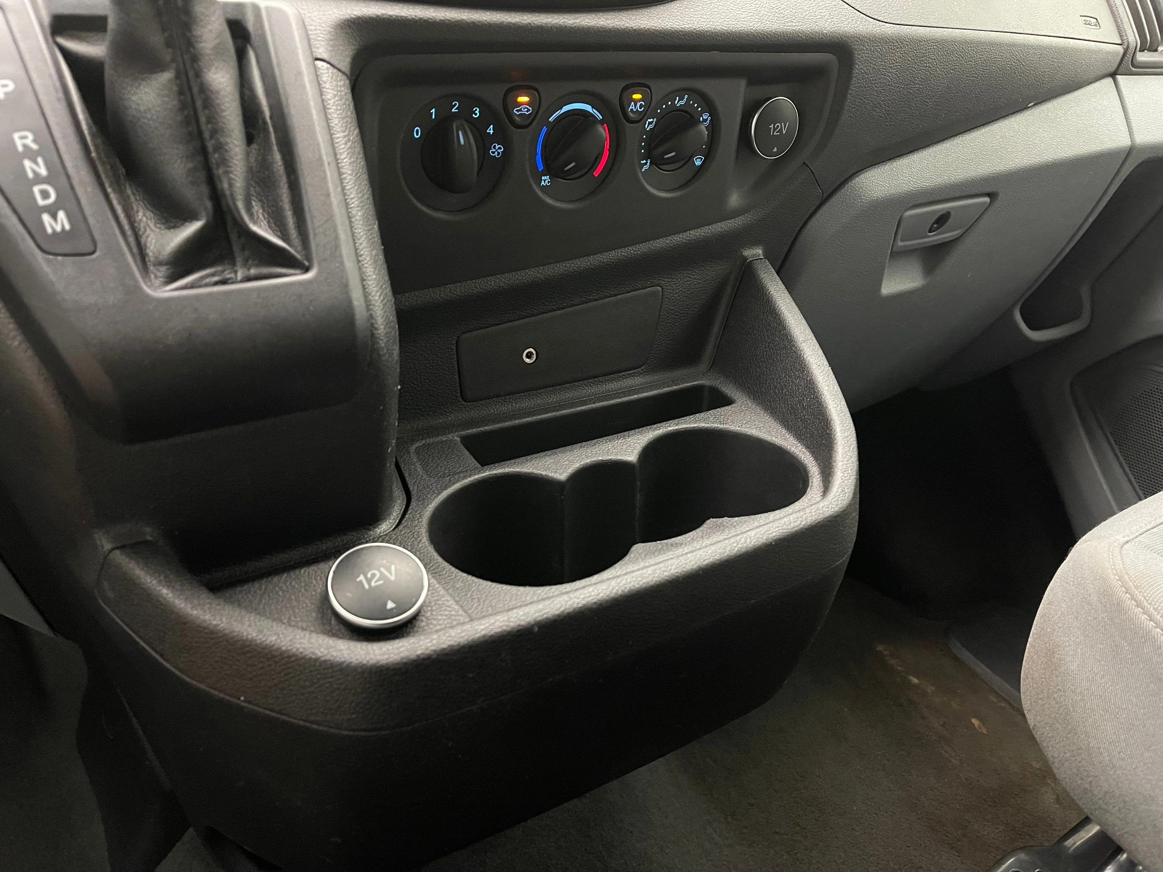 Used 2019 Stone Gray Metallic Ford XLT image 24