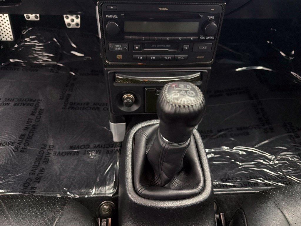 Used 2003 Blue Toyota Base image 24