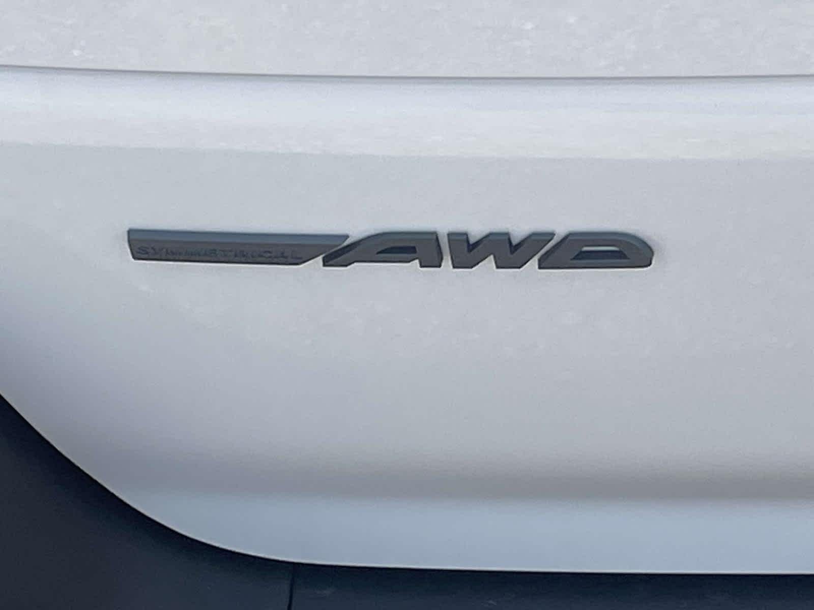 New 2026 Crystal White Pearl Subaru Limited image 14