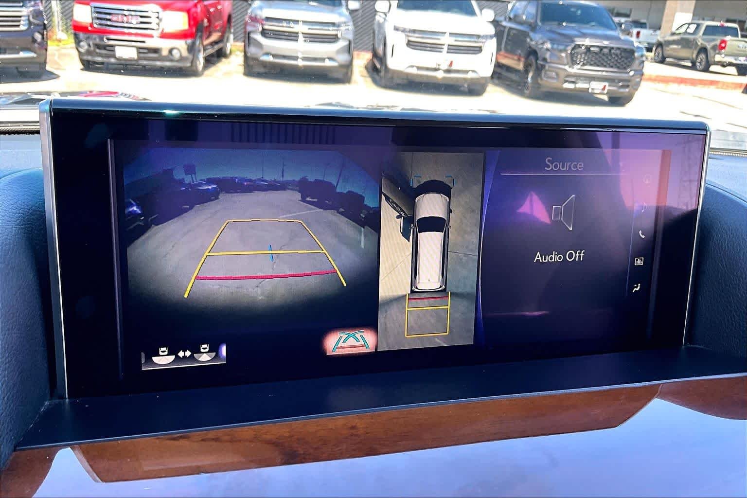 Used 2021 Black Onyx Lexus  image 27