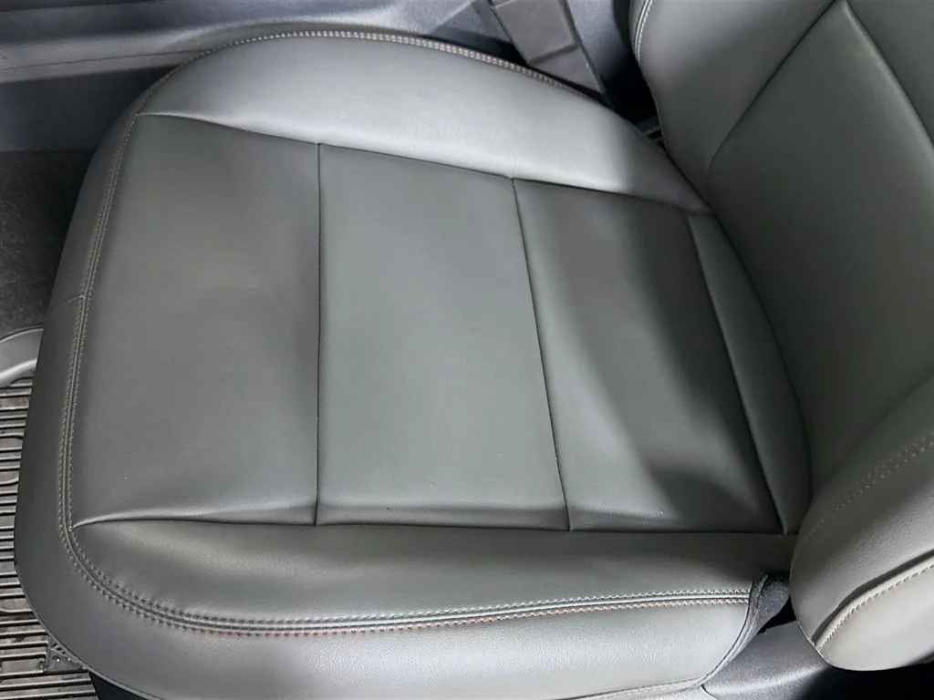 New 2026 Agate Black Metallic Ford Active image 19