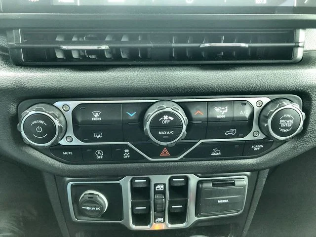 2025 Jeep Wrangler 4-Door Sport S - Photo 18
