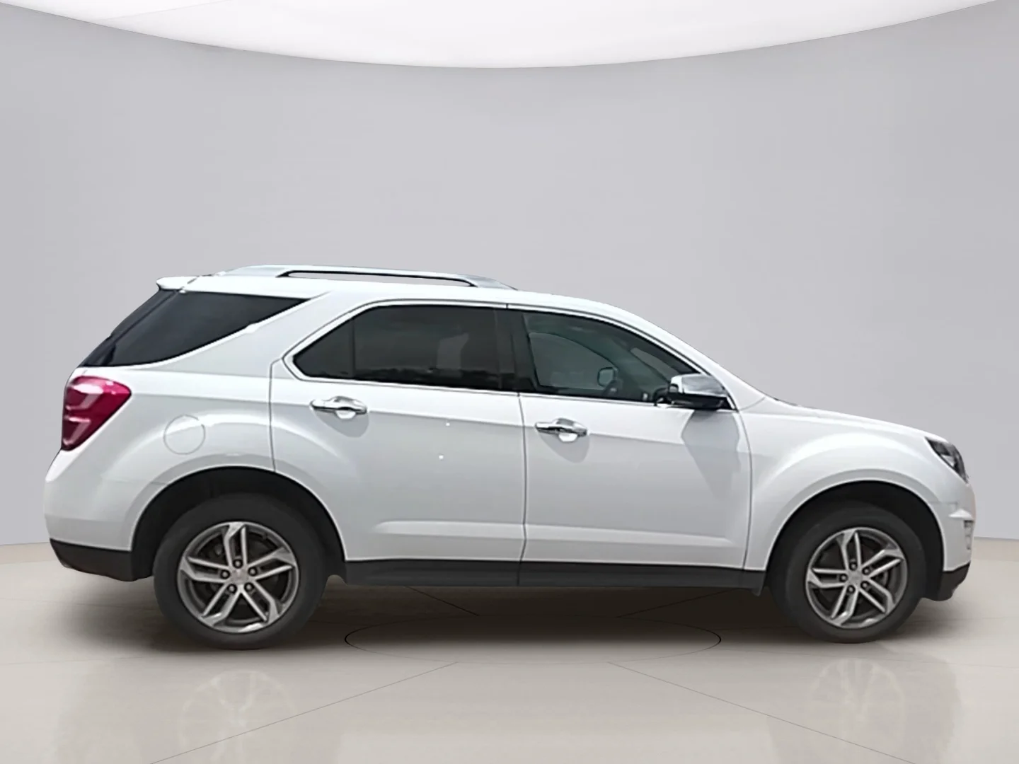 Used 2017 White Chevrolet PREMIER image 4
