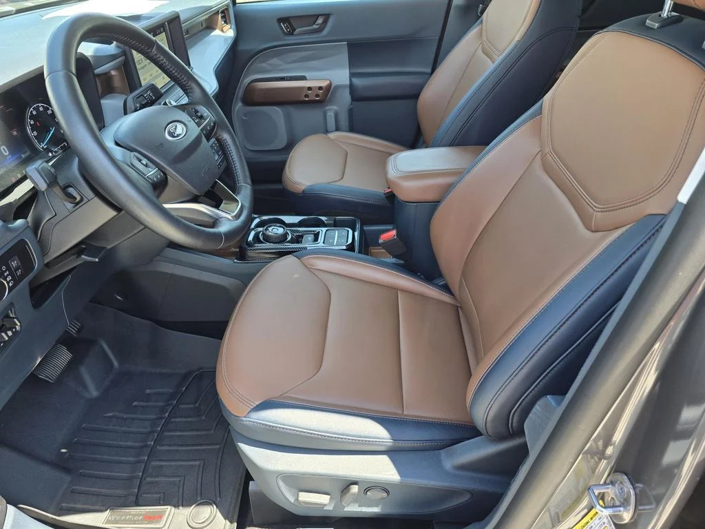 Used 2022 Gray Ford Lariat image 9