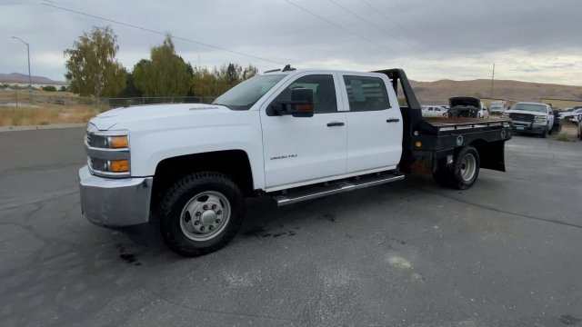 Used 2017 SUMMIT WHITE Chevrolet Work Truck image 4