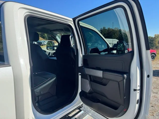 Used 2024 White Ford Lariat image 14