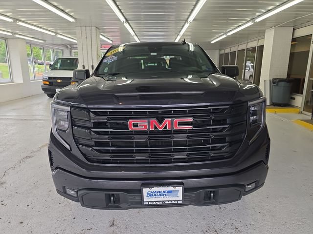 Used 2023 Silver GMC Elevation image 8
