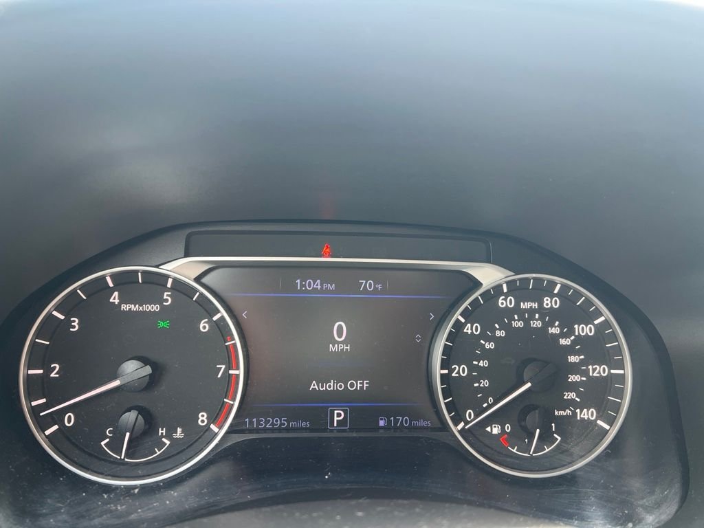 Used 2019 White Nissan 2.5 SR image 7