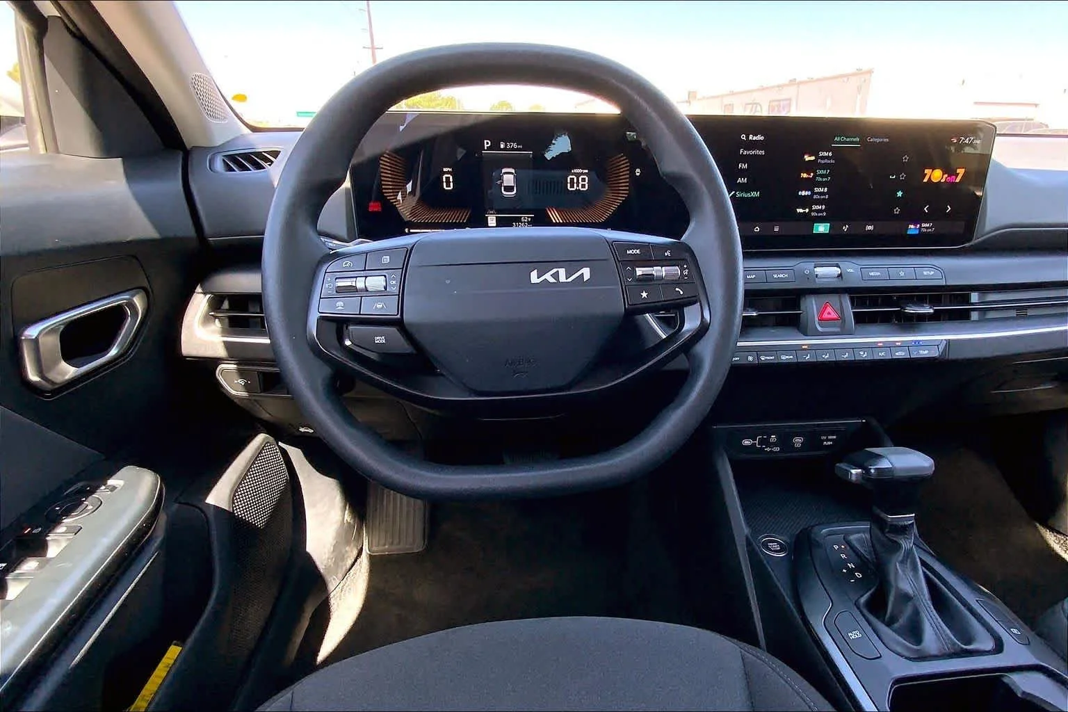 Used 2025 Snow White Pearl Kia LXS image 6