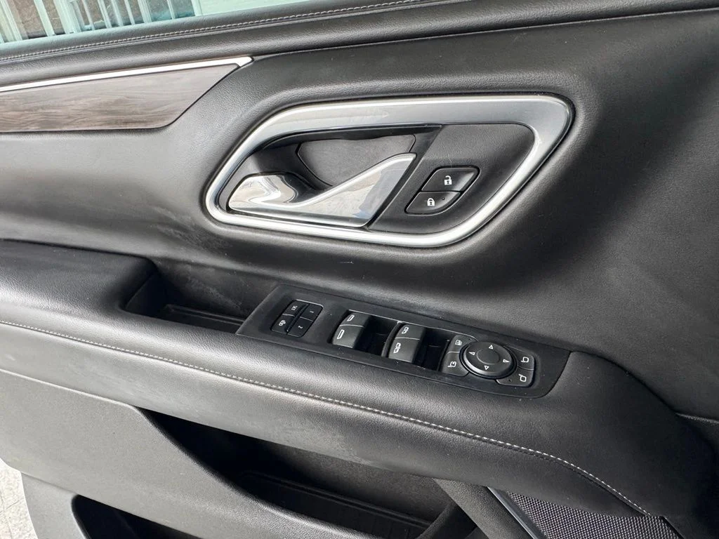 Used 2021 Gray Chevrolet LT image 36