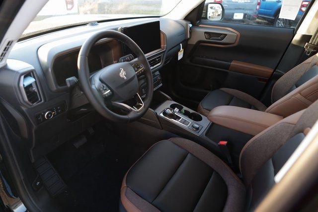 New 2025 Shadow Black Ford Outer Banks® image 8