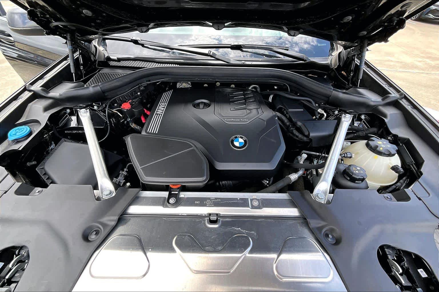 Used 2024 Dark Graphite Metallic BMW sDrive30i image 30
