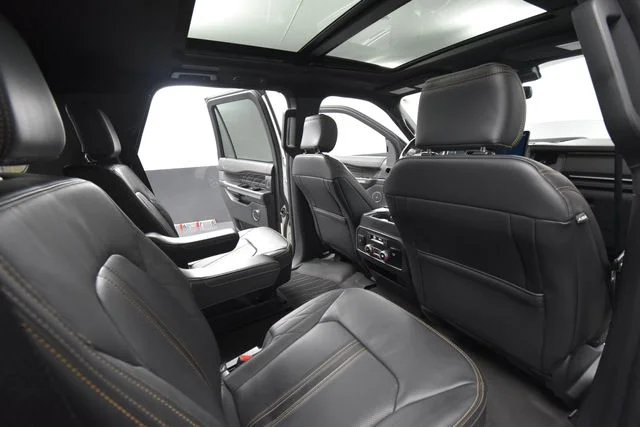 Used 2024 White Ford Platinum image 40