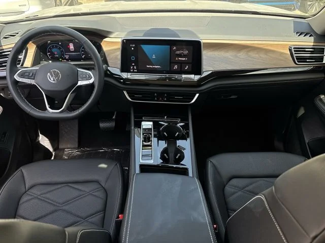 New 2026 Silver Volkswagen 2.0T SE w/Technology image 8