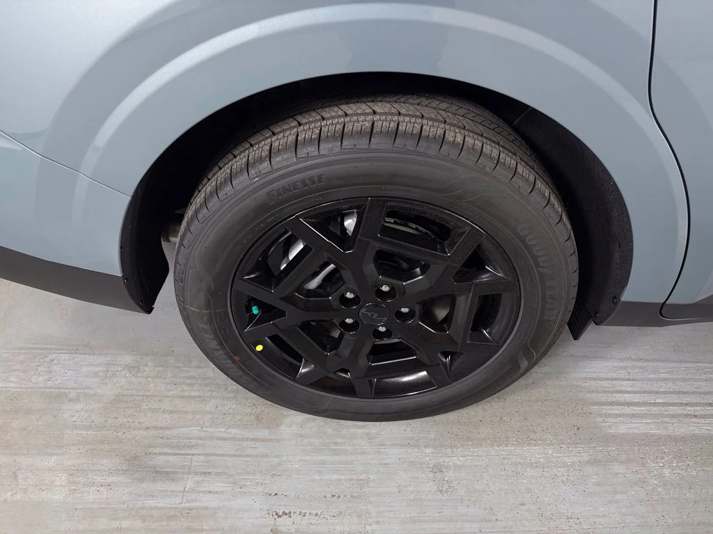 New 2027 Green Kia EX image 11