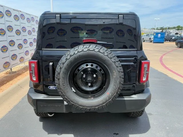 New 2026 Shadow Black Ford Outer Banks image 5