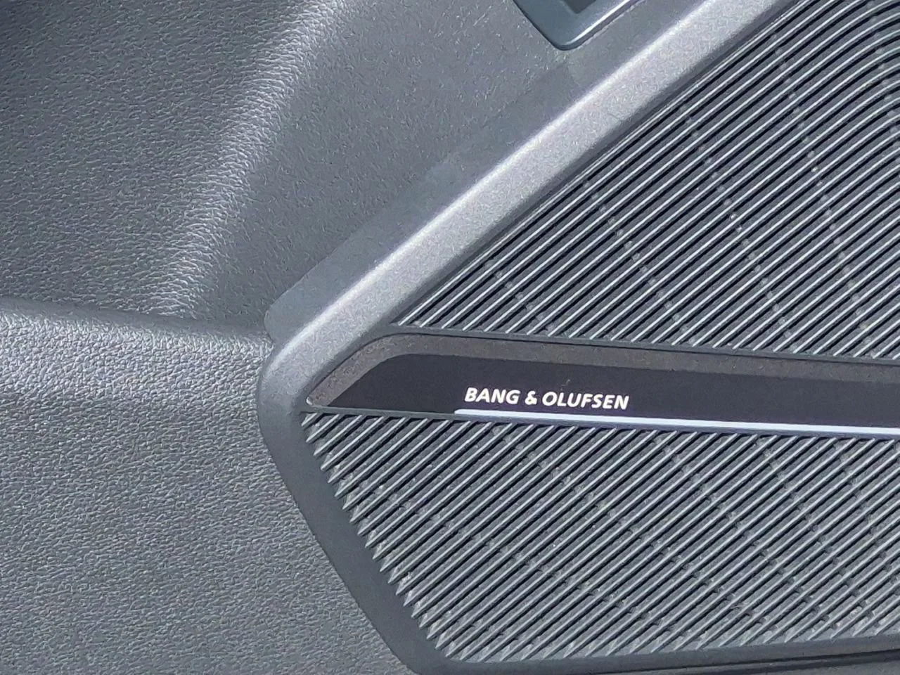 Used 2019 Black Audi Premium Plus image 25