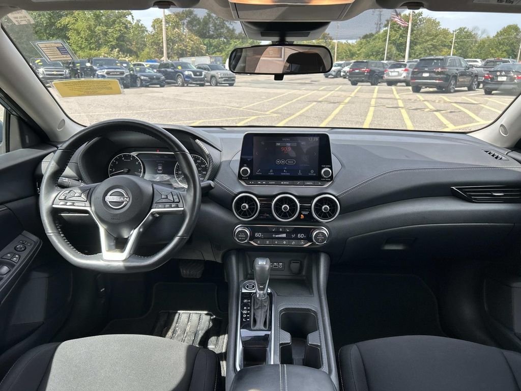 Used 2024 Gray Nissan SV image 18