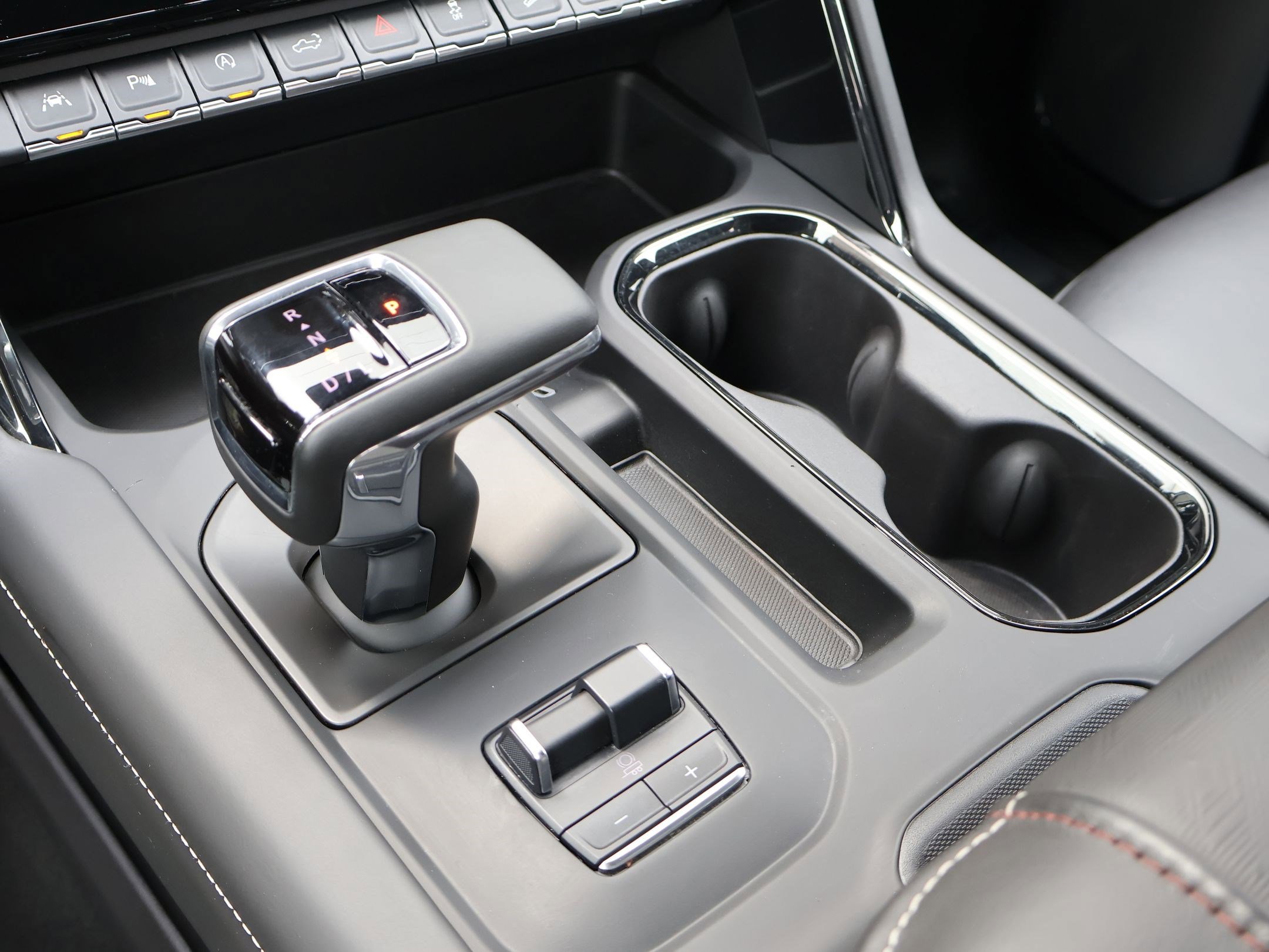 Used 2024 Summit White GMC AT4X image 21