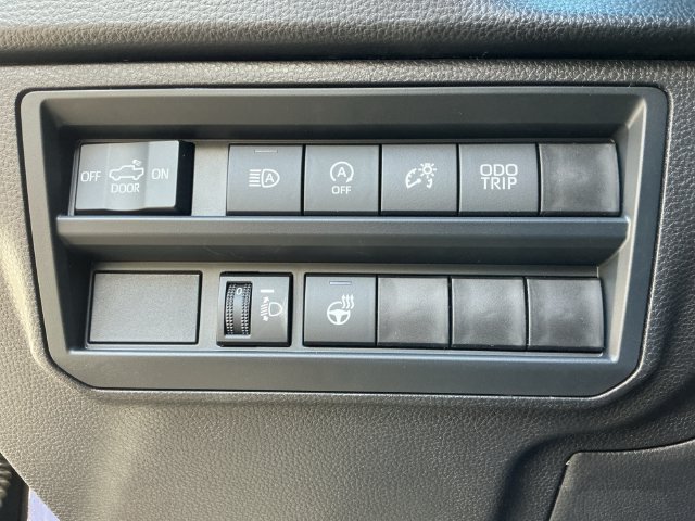 Used 2026  Toyota SR5 image 29