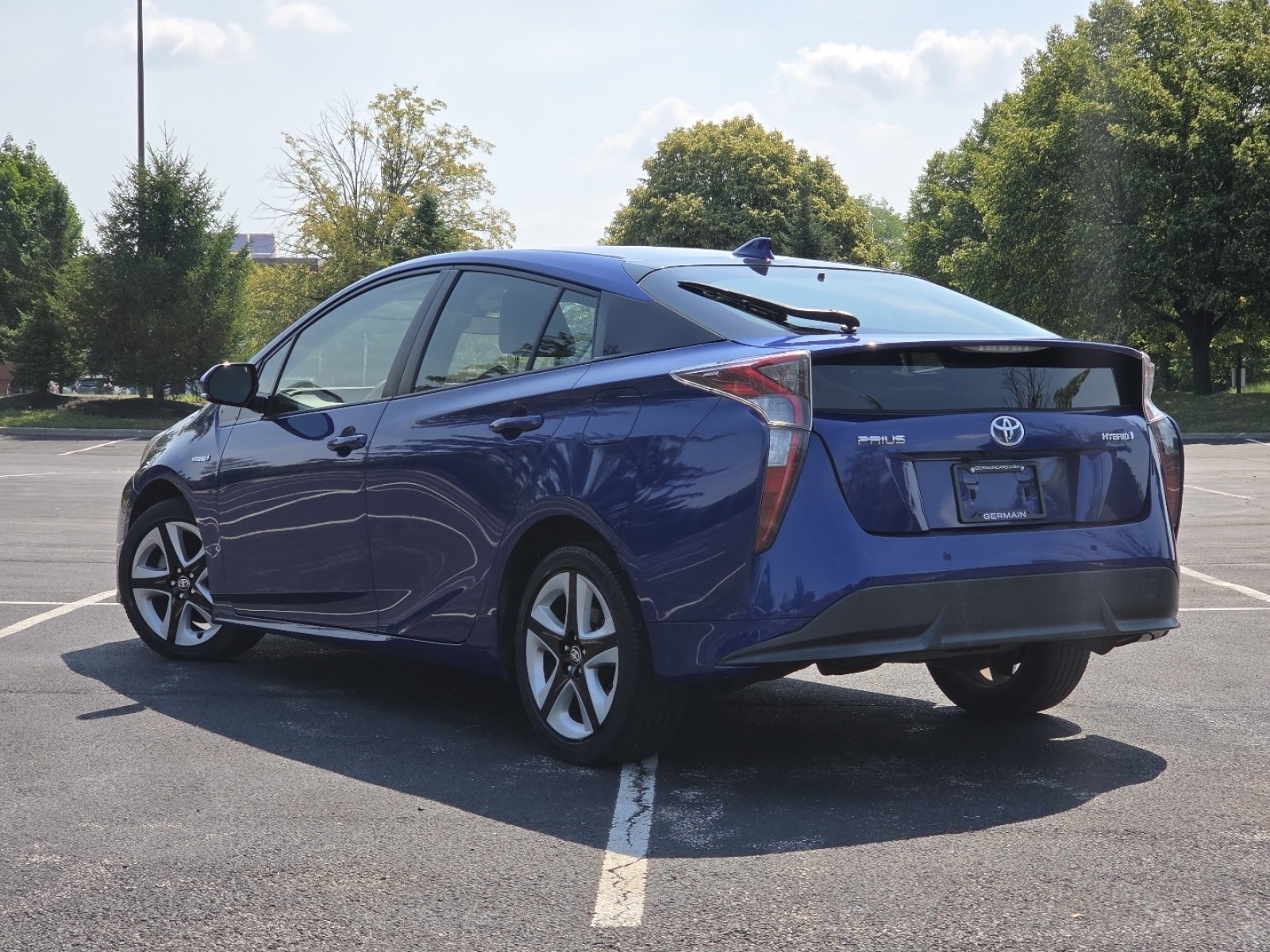Used 2017 Blue Toyota Three Touring image 21