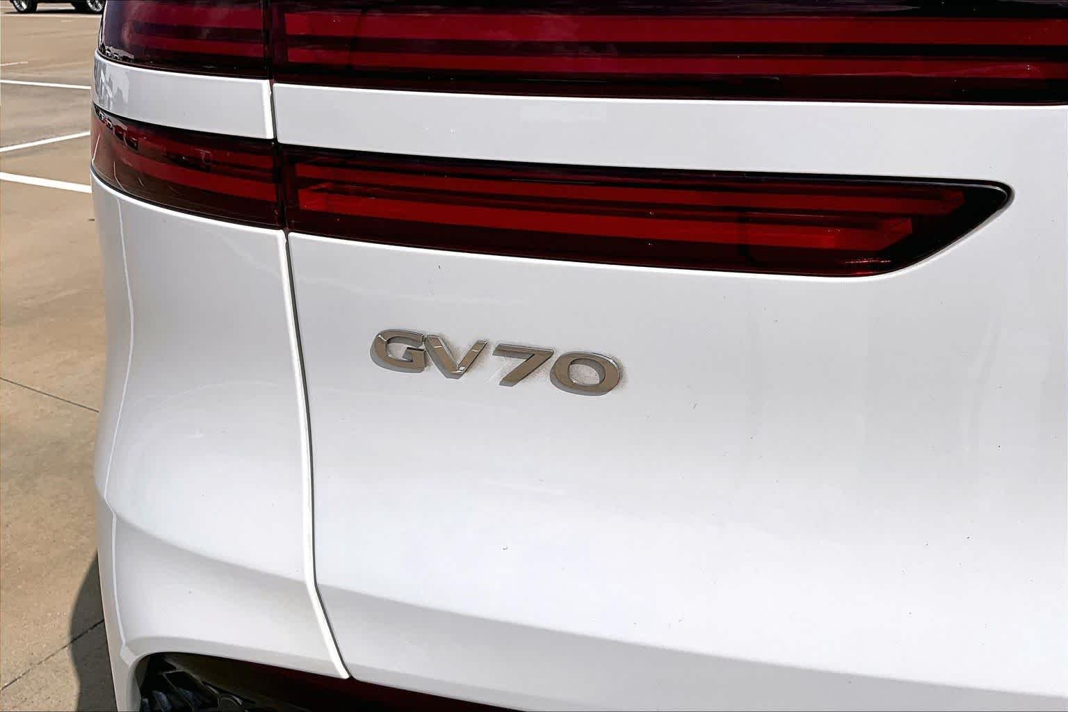Used 2023 Uyuni White Genesis 2.5T image 10
