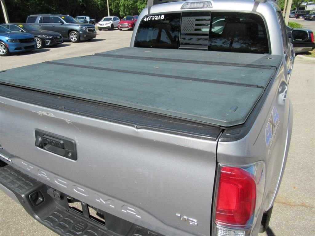Used 2017 Silver Toyota Limited image 30