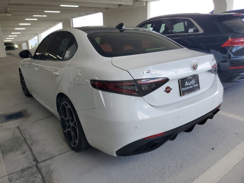 Used 2024 White Alfa Romeo Veloce image 4