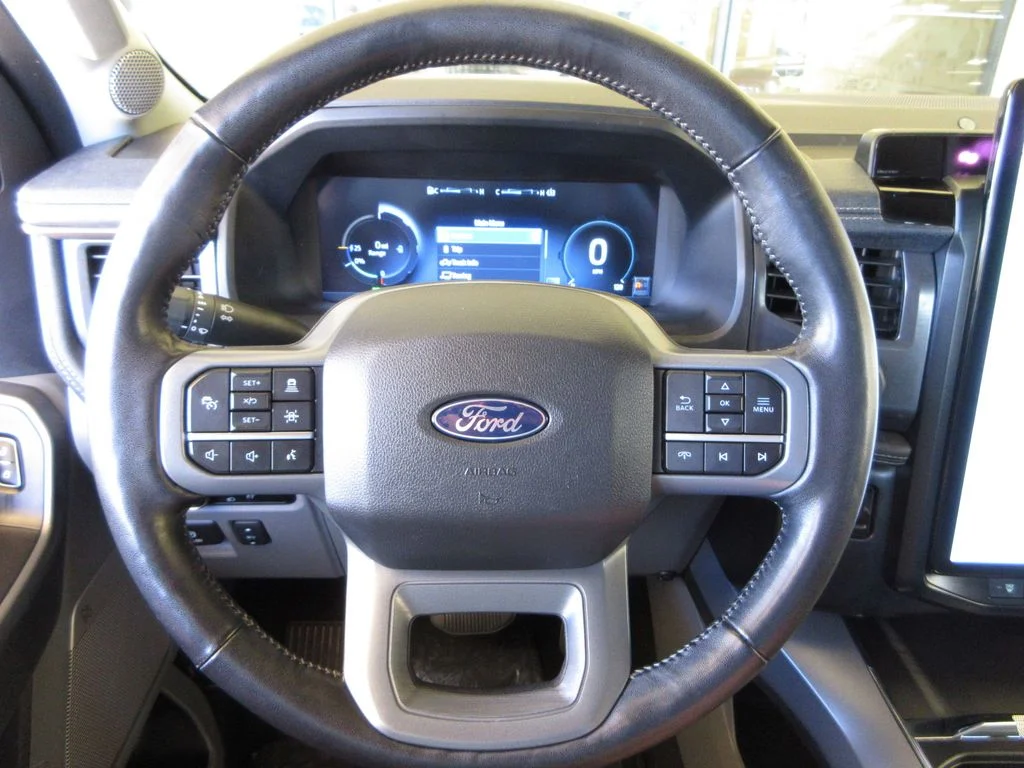 Certified Used 2024 Oxford White Ford Flash image 14