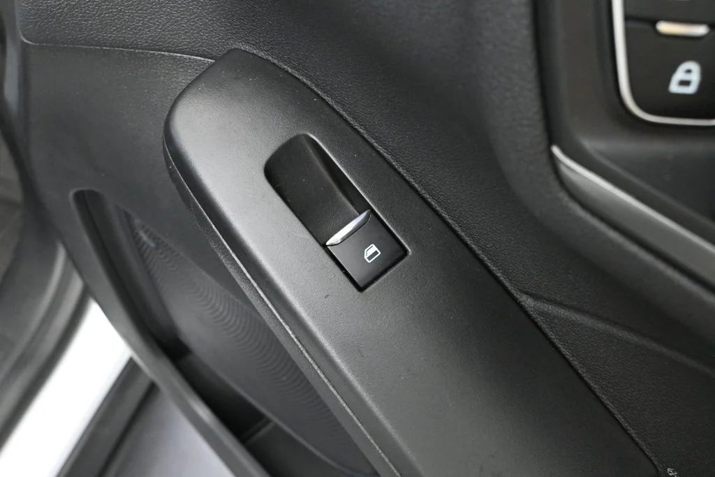 Used 2023 White Ford Active image 36