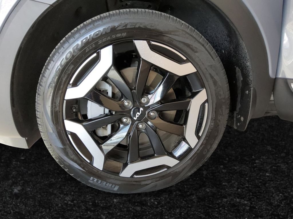 Certified Used 2024 Silver Kia S image 26