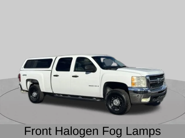 Used 2007 White Chevrolet LT image 10